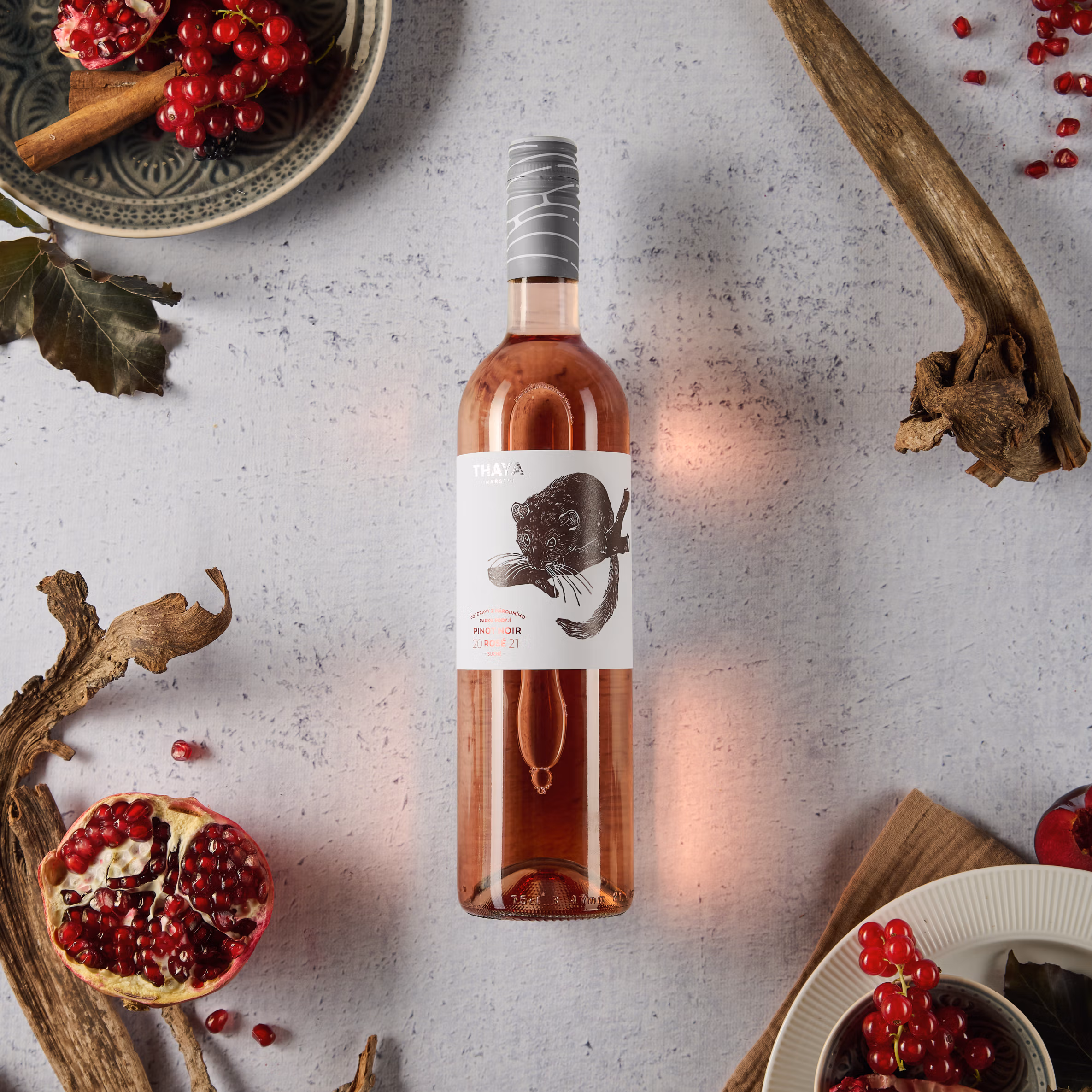 thaya vino ruzove